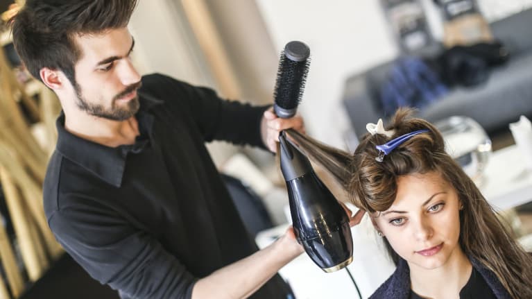 A New Look For California Salon Employee Commission Pay