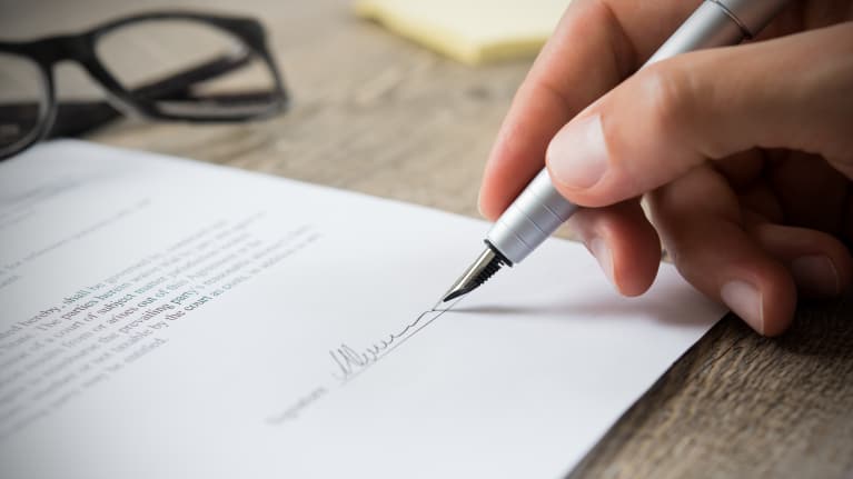 Massachusetts Governor Signs Noncompete Law