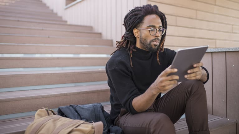 California Lawmakers Ban Workplace Discrimination Based On Hairstyle