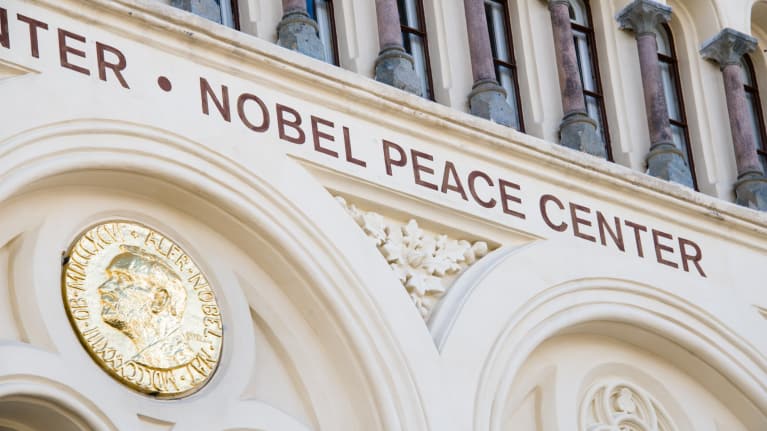 Nobel Prize Winner Lauded for Helping More Save for Retirement