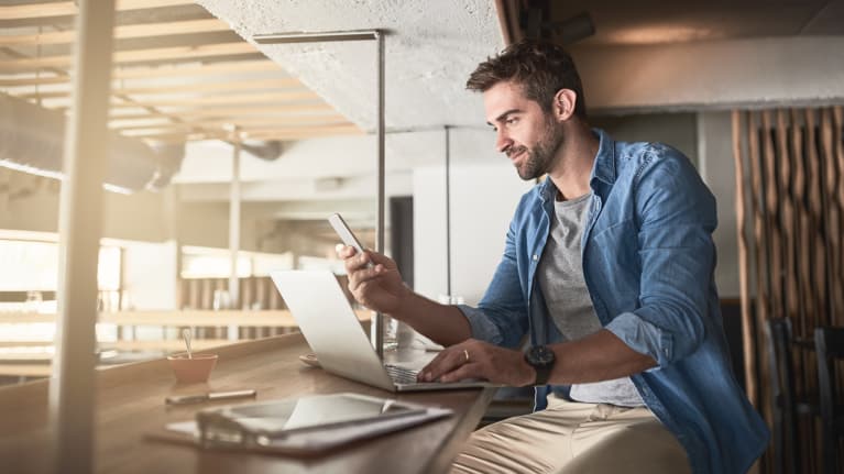 Tips for Managing Workers’ After-Hours Use of Mobile Devices