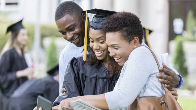 Average Starting Salary for Recent College Grads Hovers Near $51,000
