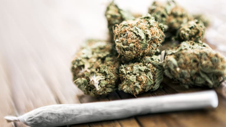 How Should HR Respond to Federal Marijuana Legalization?