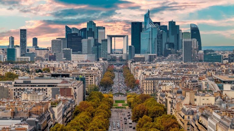 10 Requirements to Know When Employing Staff in France