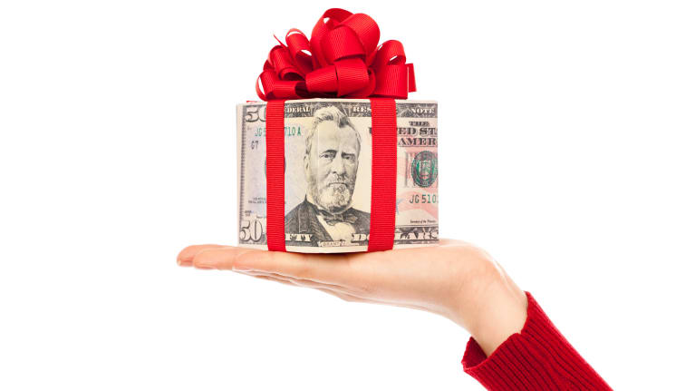 Watch Out for Wage and Hour Requirements During Holidays