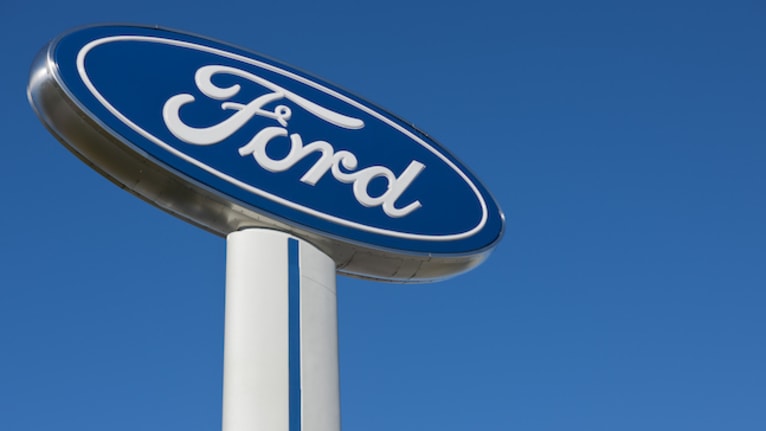 Ford Offers Easy Exit to Underperforming Workers