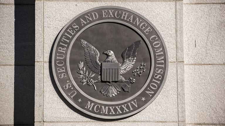 SEC Reopens Comment Period on Executive Pay-Versus-Performance Rule