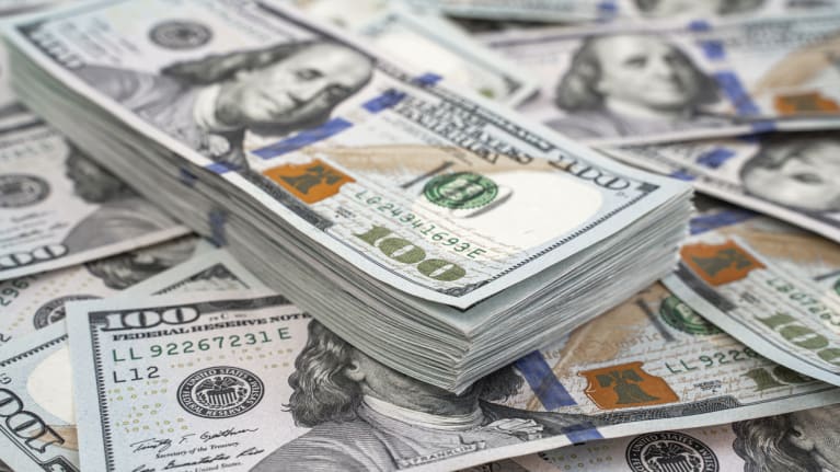 $100 bills