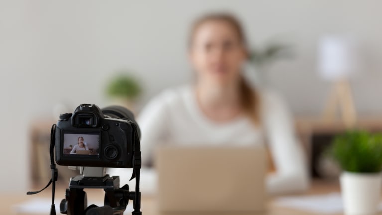 Illinois Employers Must Comply with Artificial Intelligence Video Interview Act