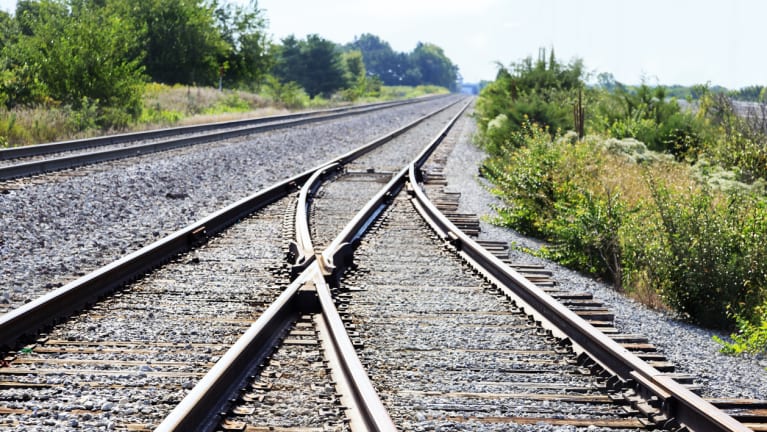 Railroad Employee with Safety Concern Has Retaliation Judgment Reinstated