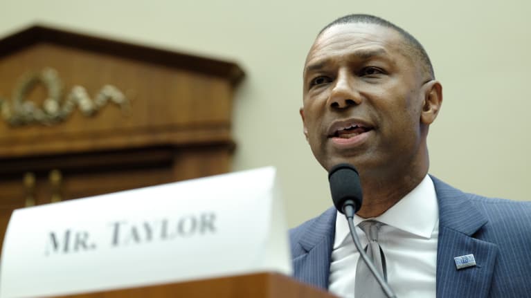 SHRM President and CEO Johnny C. Taylor, Jr., SHRM-SCP, testifies before a House Subcommittee in support of the workflex bill.
