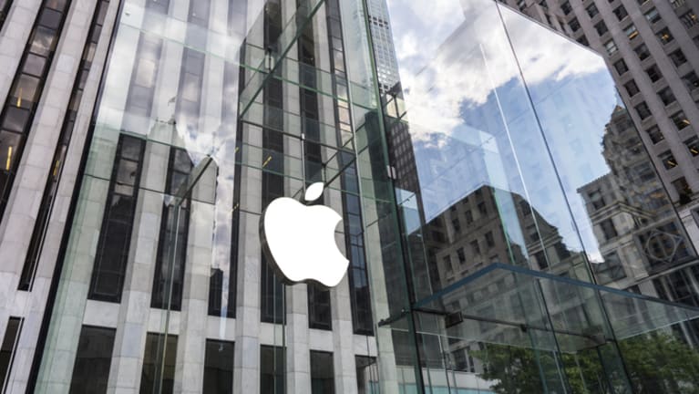 Apple Joins List of Employers Restricting Workers from Using ChatGPT
