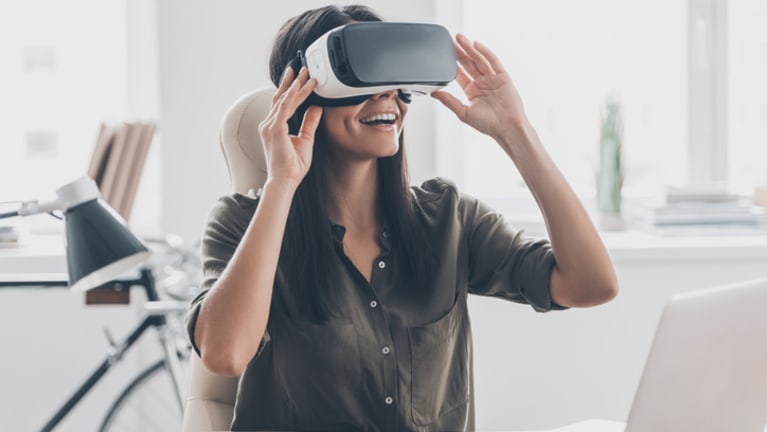 woman with VR headset