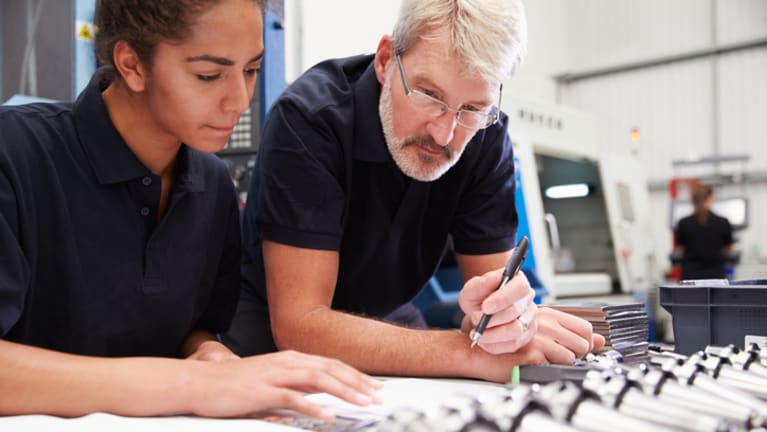 Lawmakers Propose Bill To Help Close The Nation S Skills Gap